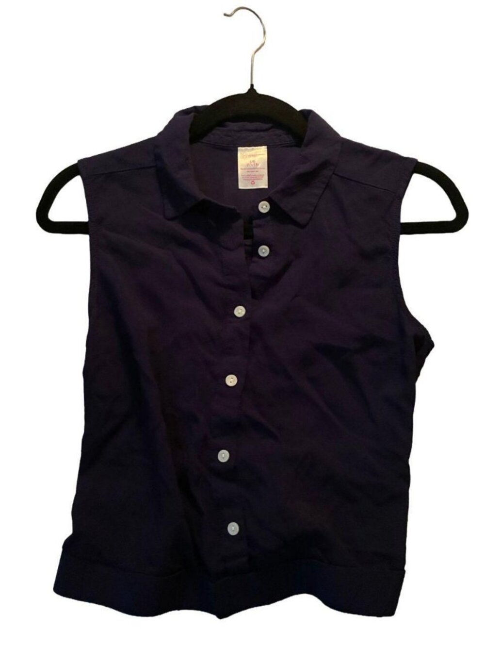 No Boundaries Navy Sleeveless Button Up Top Size L